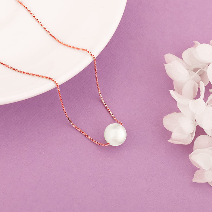 Rose Gold White Pearl Necklace