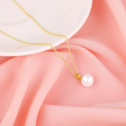 Golden Classic Pearl Pendant With Link Chain