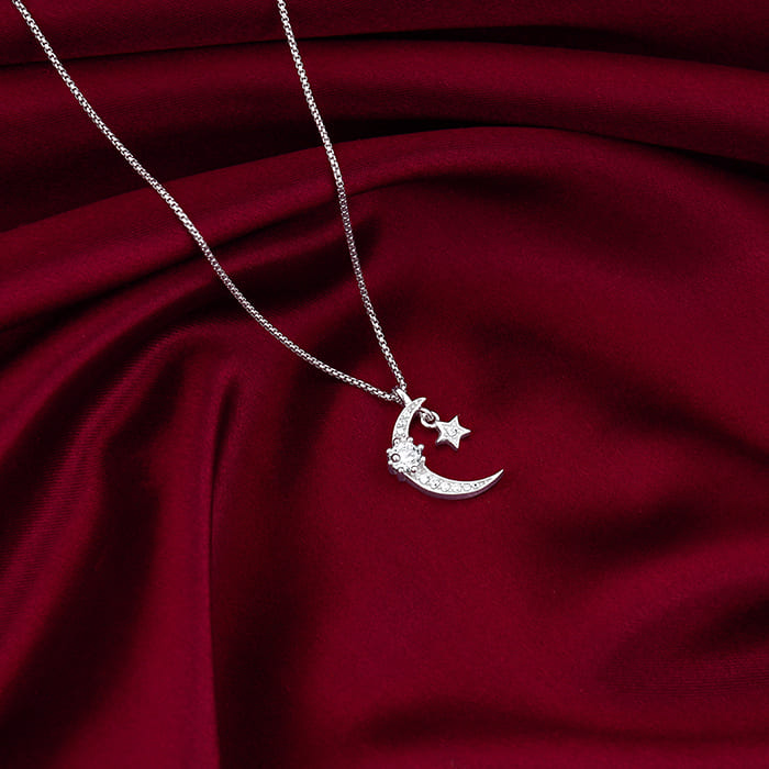 Silver Selene Pendant With Link Chain