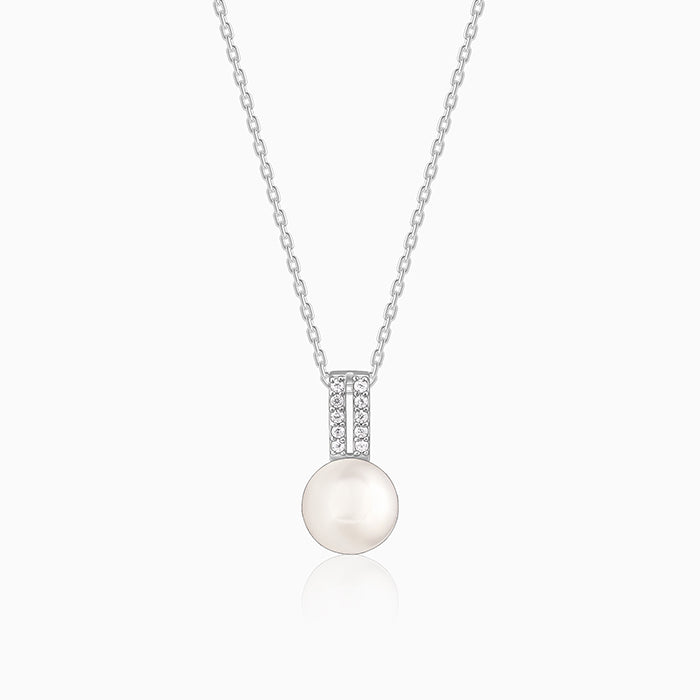 Silver Fall Pearl Pendant With Link Chain