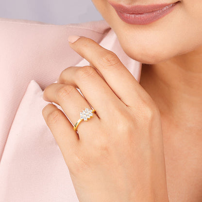 Golden Classic Gleam Ring