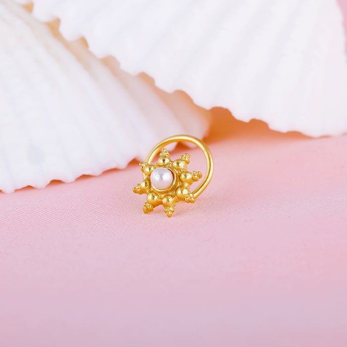 Golden Star Pearl Nose Pin